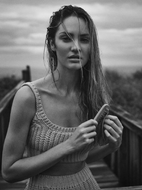 Candice Swanepoel - Vogue Magazine Pictorial [Russia] (November 2020)