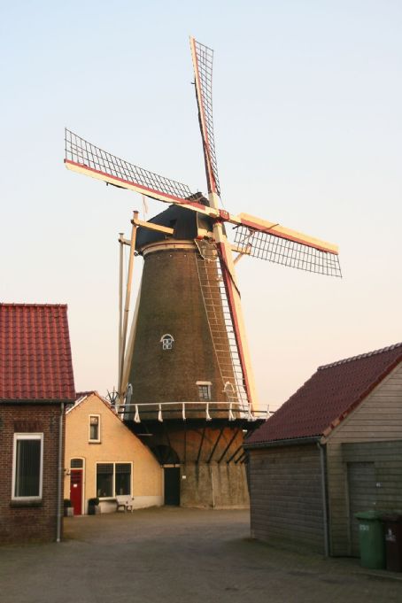 Windlust, Achthuizen