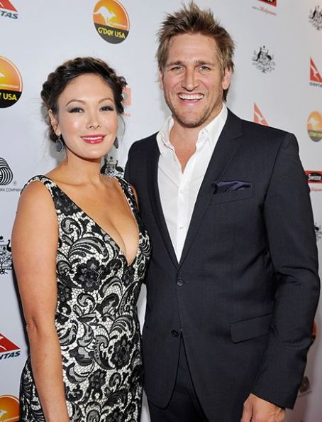 Inside Curtis Stone and Lindsay Price's stunning Spain nuptials: Celebrity  chef renews his vows with American actress on their 10-year wedding  anniversary