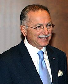 Ekmeleddin İhsanoğlu
