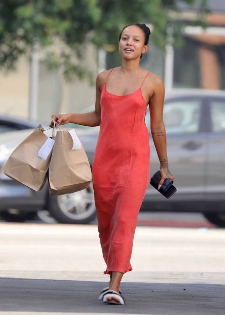 Karrueche Tran – Out for a lunch in North Hollywood
