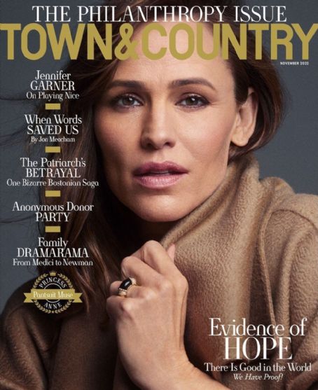 Jennifer Garner - Town & Country Magazine Cover [United States] (November 2022)