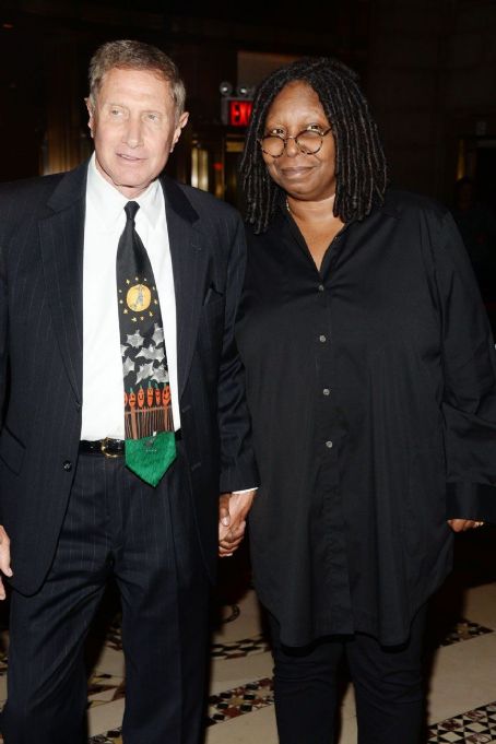 Is whoopi dating who Whoopi Goldberg's
