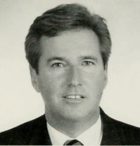Bruce Ayers