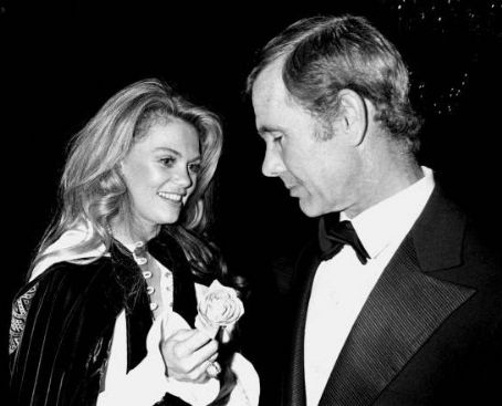 Dyan Cannon and Johnny Carson