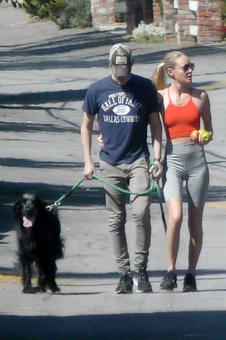 Kate Bosworth – Walk with her husband Micheal Polish in LA
