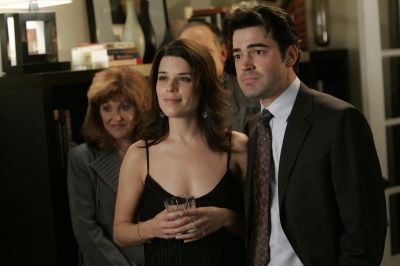 Neve Campbell and Ron Livingston
