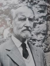 John Harvey (historian)