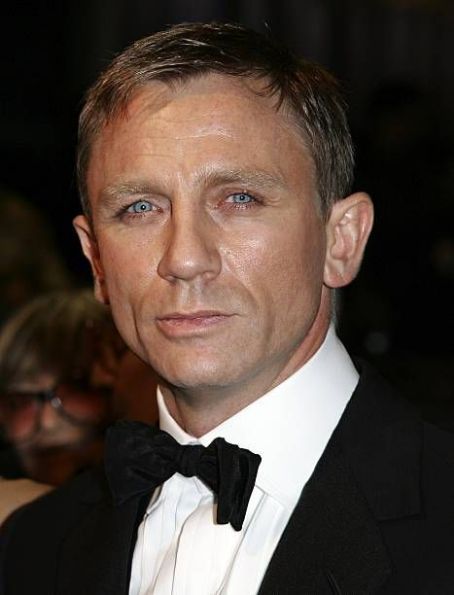 Who is Daniel Craig dating? Daniel Craig girlfriend, wife