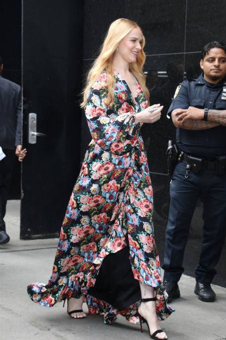 Evan Rachel Wood – In a flower summer dress promotes the new season of Westworld in New York