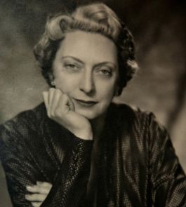 Irene Gilbert (fashion designer)