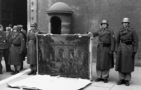 Nazi plunder