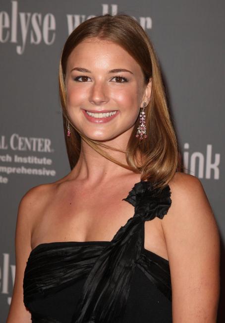 Emily Vancamp 4th Annual Pink Party To Benefit Cedars Sinai Womens Cancer Research In Santa 6845