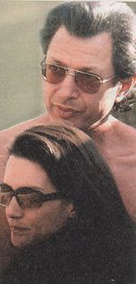 Jeff Goldblum and Kristin Davis