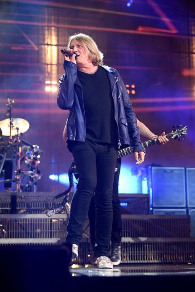 Def Leppard performs at the 2019 Rock & Roll Hall Of Fame Induction Ceremony - Show at Barclays Center on March 29, 2019 in New York City