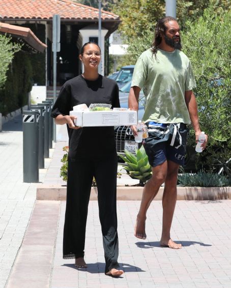 Lais Ribeiro – Out and about in Malibu - FamousFix