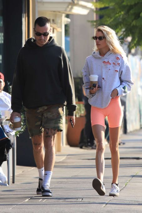Stella Maxwell – Out for coffee in Los Angeles