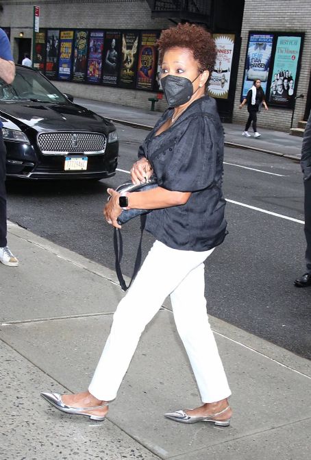 Wanda Sykes – Arrives at The Late Show with Stephen Colbert in New York