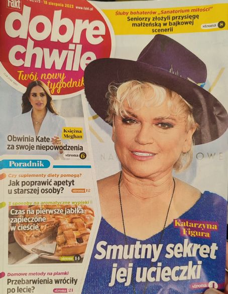 Katarzyna Figura Dobre Chwile Magazine 18 August 2023 Cover Photo Poland 0963