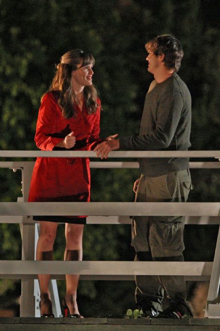 Ashton Kutcher and Jennifer Garner Photos, News and Videos, Trivia and