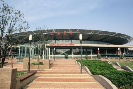 Shanghai South railway station