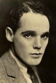 Henry Hull