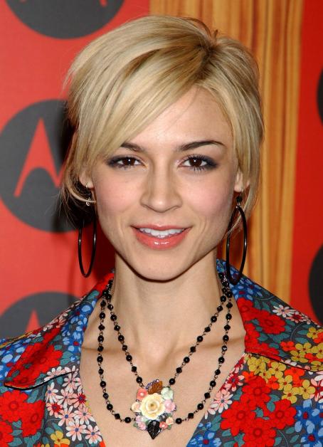 Samaire Armstrong - 2004-12-02 Motorola's 6 Anniversary Party.
