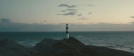 The Light Between Oceans (2016)