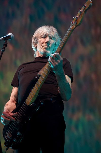 Roger Waters Photos - Roger Waters Picture Gallery - FamousFix - Page 2