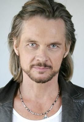Stephen Nichols