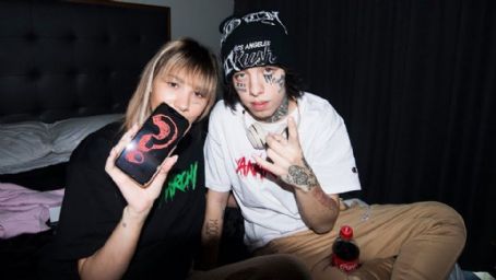 Lil Xan and Annie Smith (I)