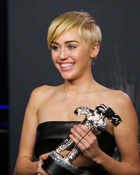 Miley Cyrus - The 2014 MTV Video Music Awards