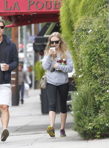 Amanda Seyfried: grabs coffee and a quick breakfast in Los Feliz