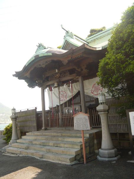 Mekari Shrine
