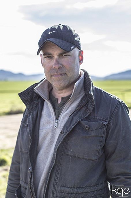 Who is Harrison Smith dating? Harrison Smith partner, spouse