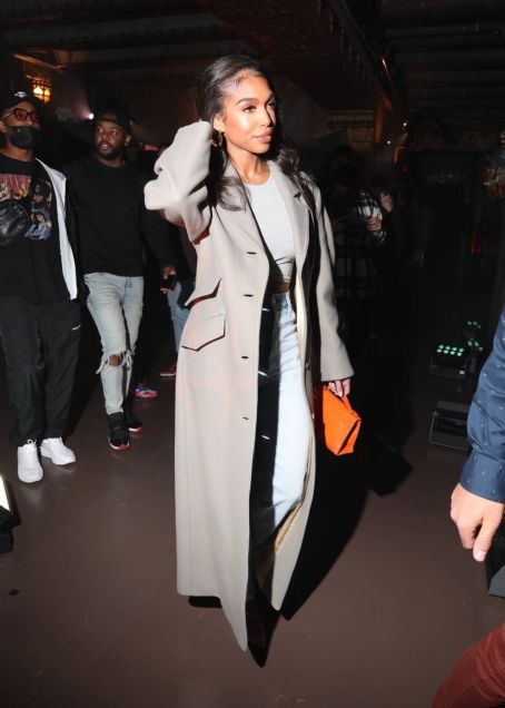 Lori Harvey – Arrives at the COD Triller game event in Los Angeles