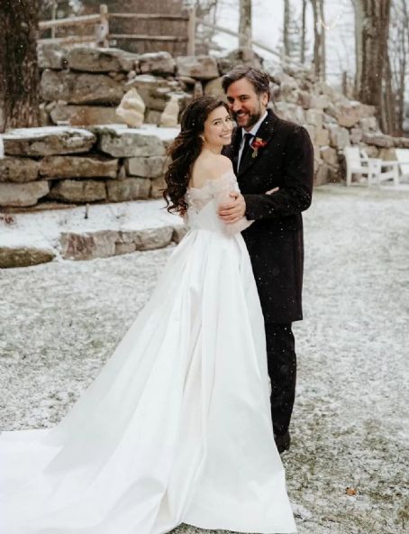 Jordana Jacobs and Josh Radnor - Marriage