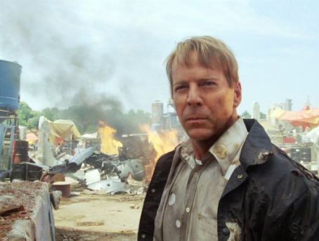 Surrogates (2009)