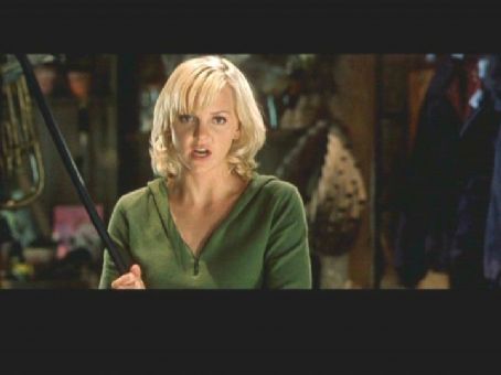 Anna Faris in a comedy Scary Movie 3. Picture - Photo of Scary Movie 3 ...