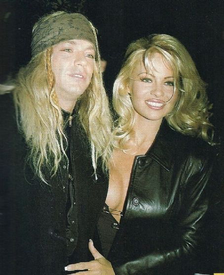 Bret Michaels and Pamela Anderson. eviltwins. 