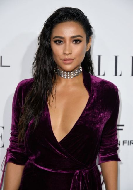 Shay Mitchell – 2016 ELLE Women in Hollywood Awards in Los Angeles