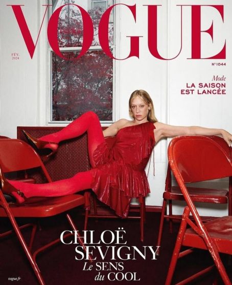 Chlo Sevigny Vogue Magazine February 2024 Cover Photo France   Y8k5w0wlmd6c8y5d 