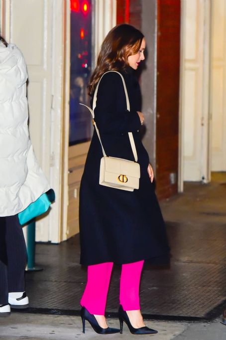 Natalie Portman – Seen in SoHo – New York City