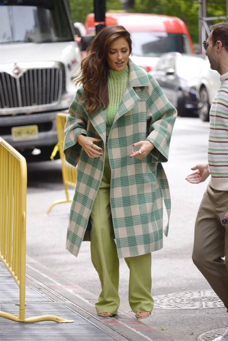 Minka Kelly – Poses outside The View in New York