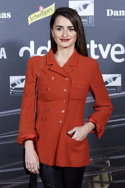 Penélope Cruz : 'Dias De Cine' Awards In Madrid - FamousFix