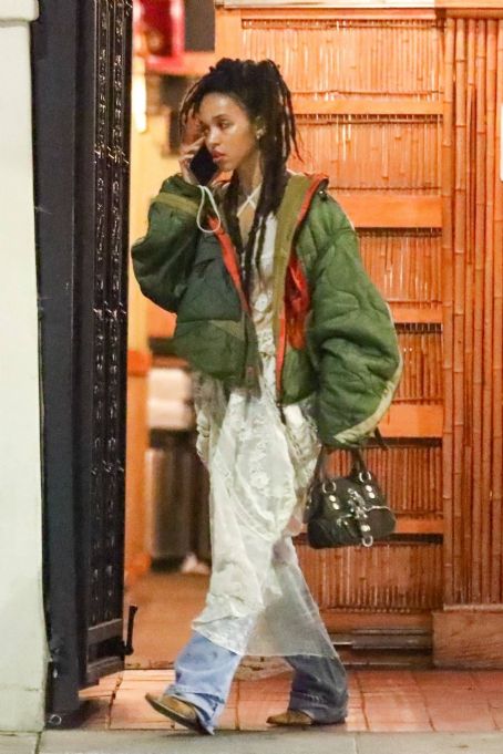 FKA Twigs – Seen at a local sushi restaurant in Los Angeles