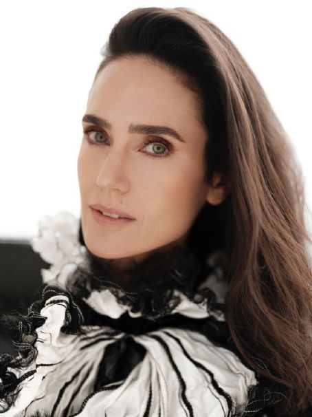 Jennifer Connelly - Telva Magazine Pictorial [Spain] (June 2022