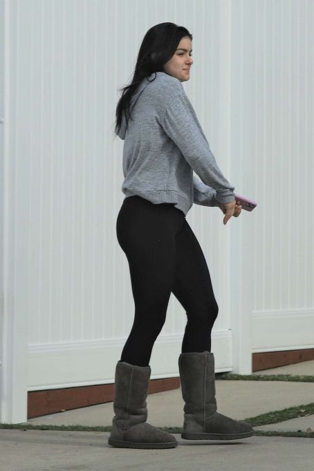 ugg boots with leggings