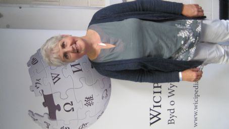 Angharad Tomos