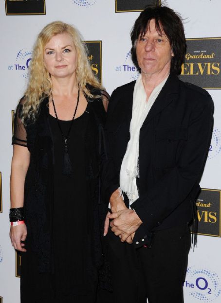 Jeff Beck and Sandra Cash - Dating, Gossip, News, Photos